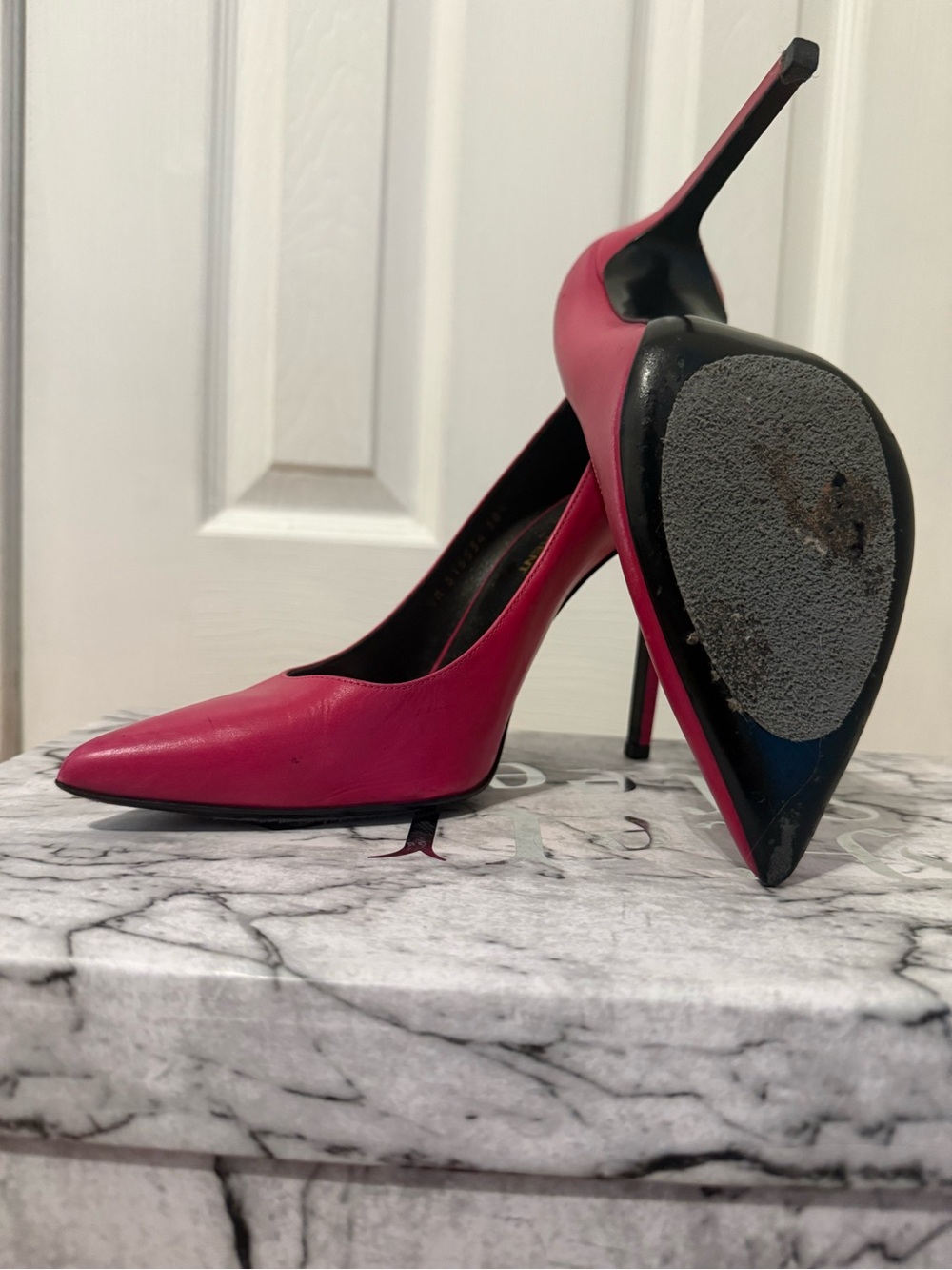 YVES Saint Laurent Hot Pink Leather Pointed Pump - Picture 2 of 2